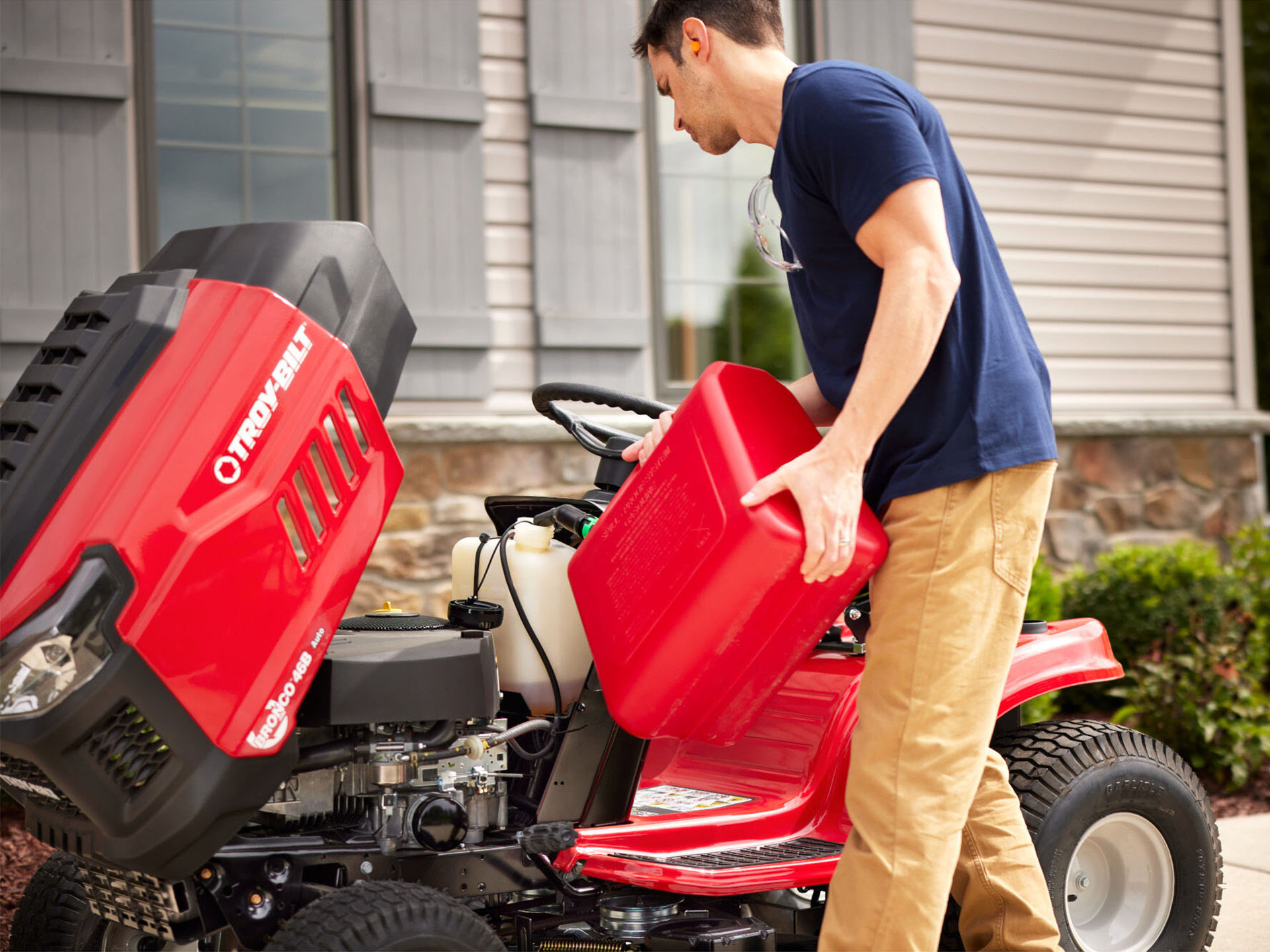 2024 TROY-Bilt Bronco 46 in. Briggs & Stratton 547 cc in Millerstown, Pennsylvania - Photo 11